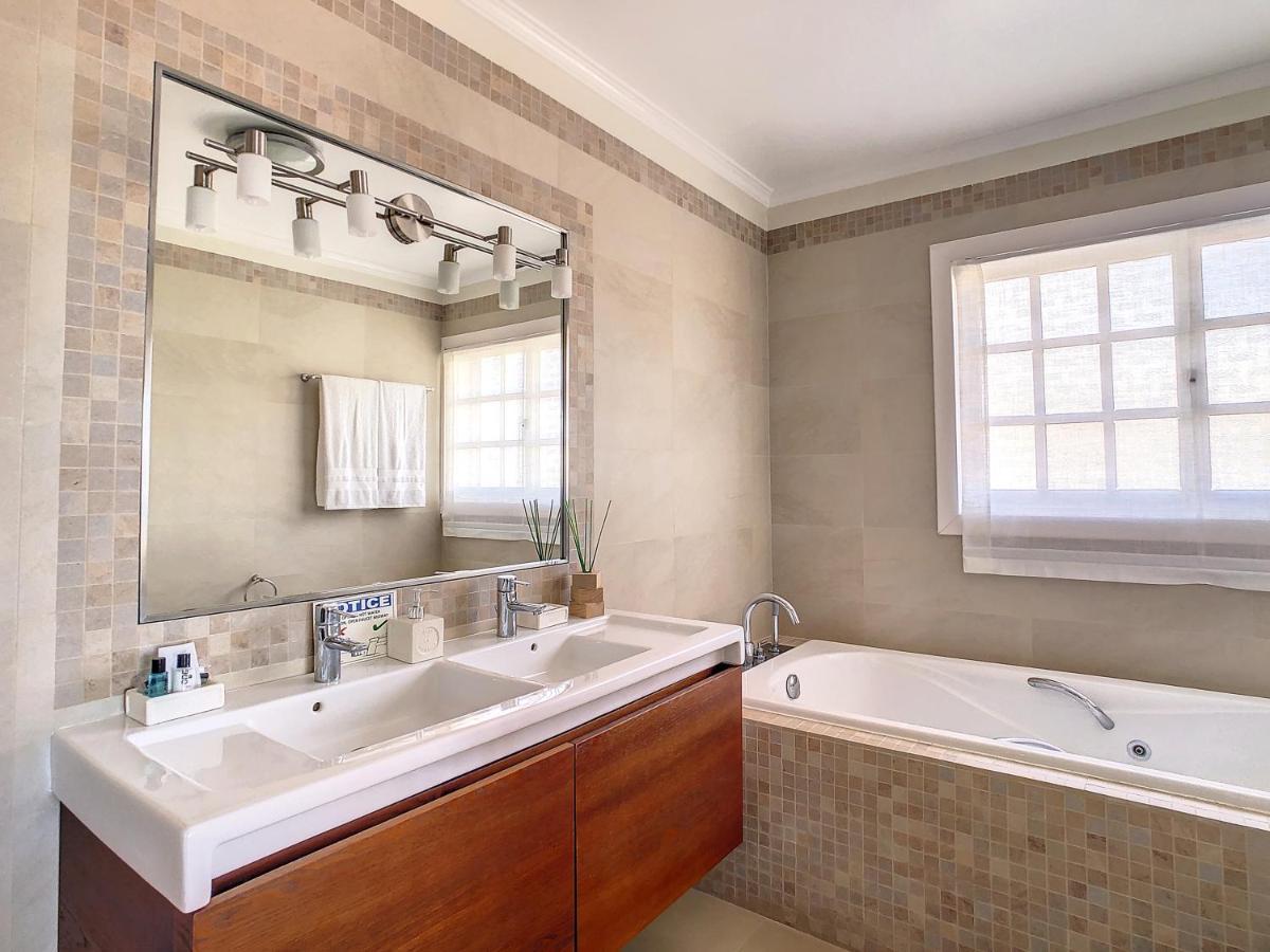 קאניקו Villa Garajau By Lovelystay מראה חיצוני תמונה